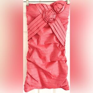 EUC Strapless Bandage Mini Dress, Color Coral, Women Juniors Size Small (Jr 3/5)